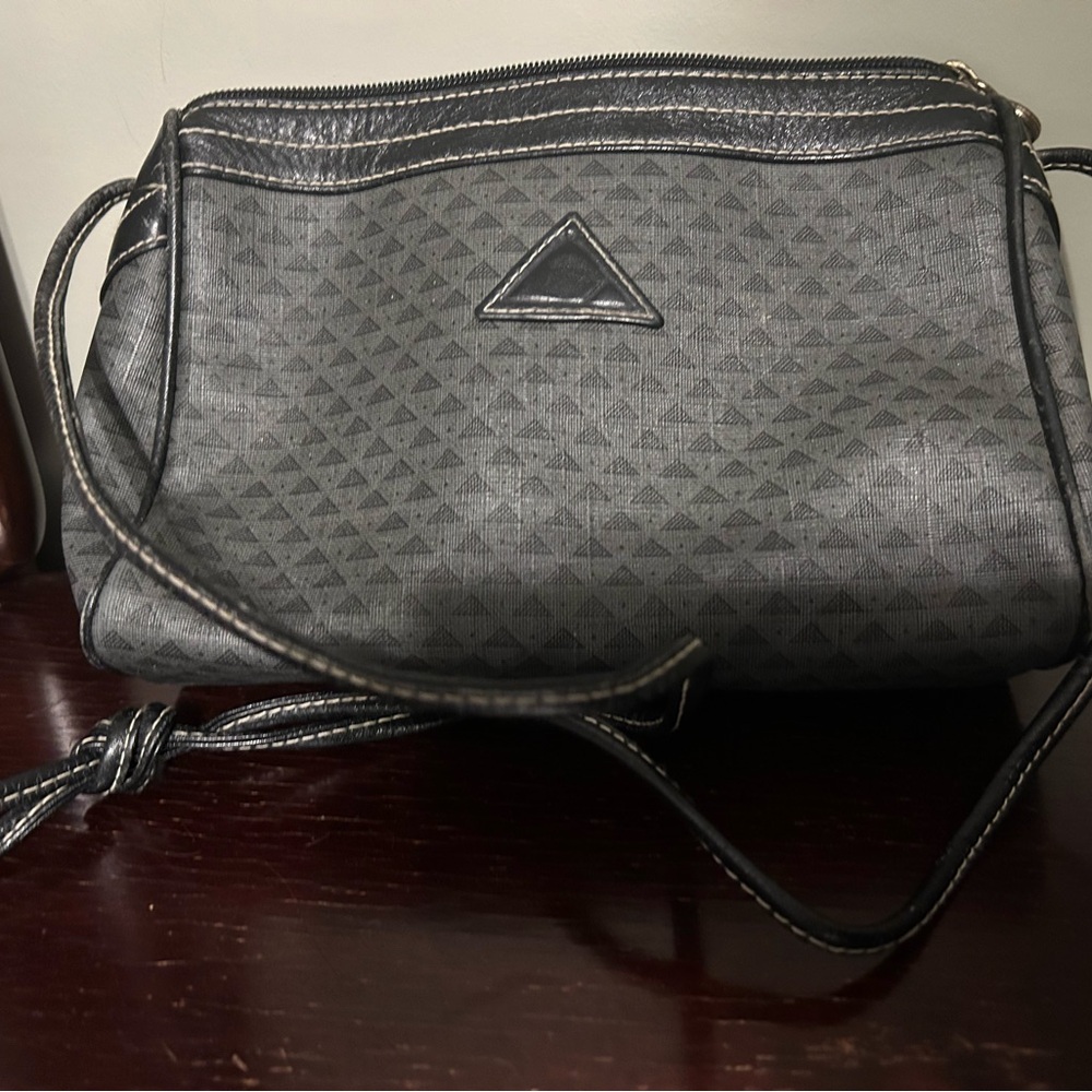Vintage 1984 Liz Claiborne cross body purse